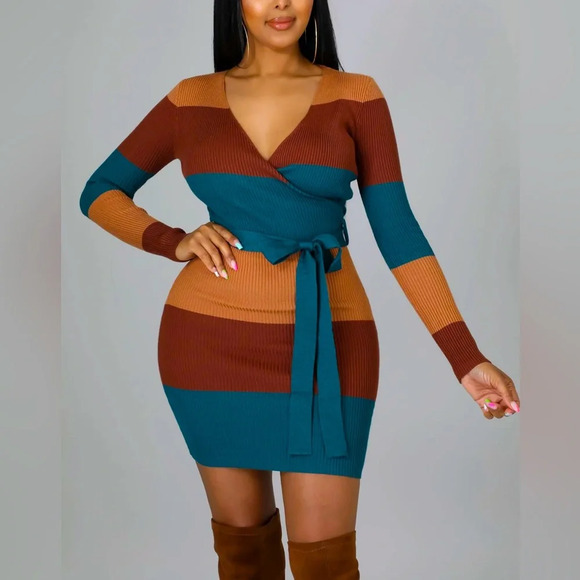 Fall girly sweater dress - Picture 4 of 9